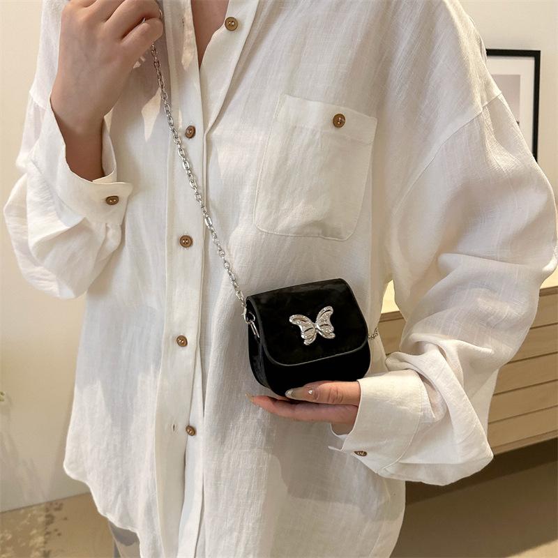 Простая сумка-бабочка с цепочкой, популярная в этом году маленькая сумка на цепочке для женщин, летняя новая мини-сумка для помады на одно плечо