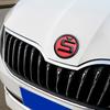 CGW1 2pcs Car Front Hood Badge Rear Trunk Emblem Replacement Sticker For Skoda S Octavia 2 3 Kodiaq Fabia Karoq Superb 3 Scala VRS A5