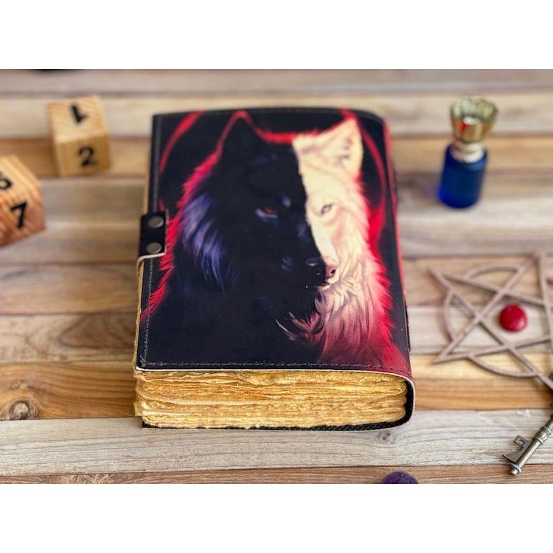 Wolf Embossed Handmade Leather Bound Journal Writing Notebook Diary Notepads for Men & Women Blank Antique Paper Poetry Book Crismas Gift