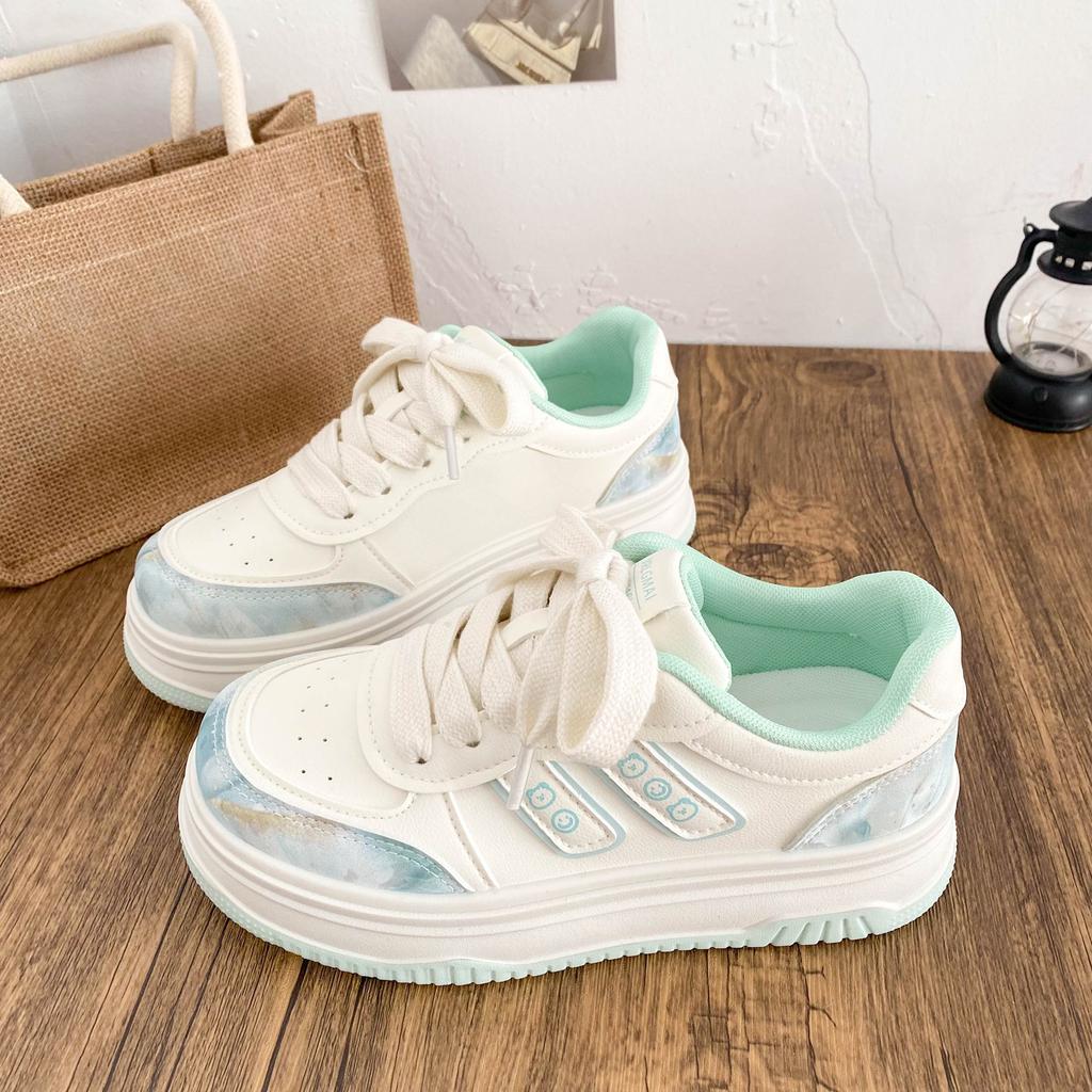 B1630 латексная стелька/дизайн с полоской любви толстая подошва маленькие белые туфли женские 2025 весна новая кожаная обувь на платформе