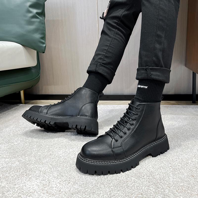 Модные, популярные черные мужские ботинки на толстой подошве, модный минималистский дизайнерский стиль, повседневная обувь для офиса и вечеринок, для отдыха на природе