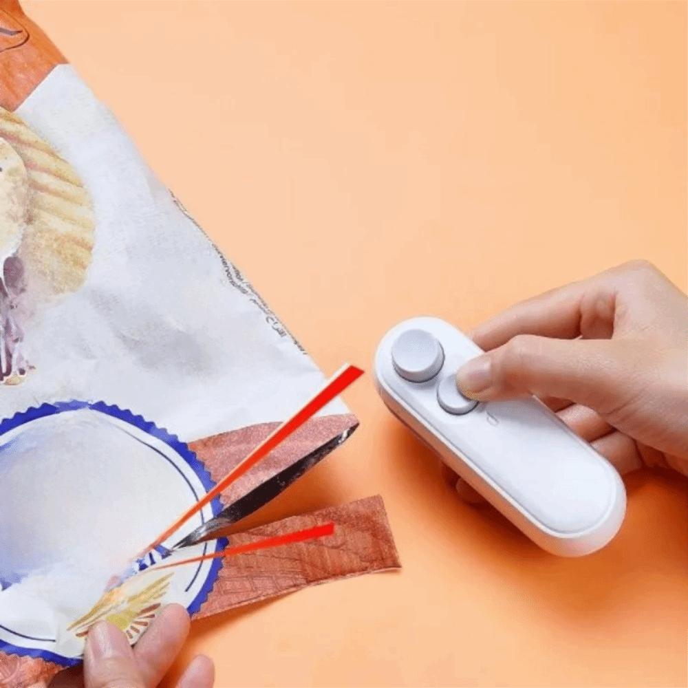 2 in 1 Mini Heat Bag Sealing Machine Moisture-Proof Food Sealer Clip Snack Bag Resealer  Candy