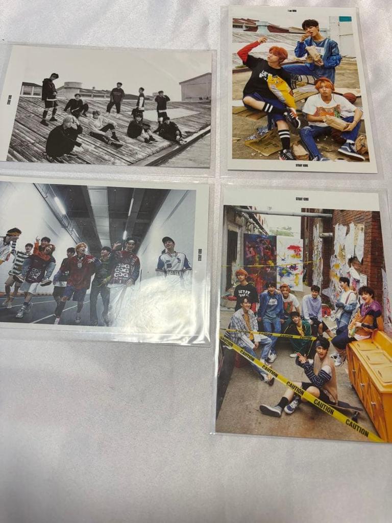 [Б/У] Посткарты Stray Kids Iam Who (12 карт)