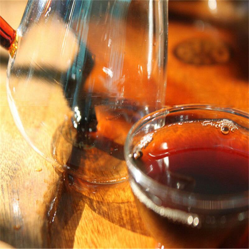 50 г чай с кремом, Золотая фольга, упаковка, спелый пуэр, черный чай, квадратный пуэр, около 50 шт.