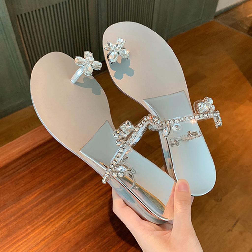 2025 Summer New Women's Pearl Round Head Flat Bottom Rhinestone Lace One Word with Comfortable Two Wear Cool Slippers