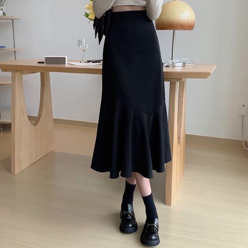Black Medium Length Fishtail Skirt for Women Plus Size Summer Thin Skirts Y2k Bottoms Fashions Female Korean Style Clothing