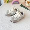 Детская обувь 2025 осень новая для девочек нескользящие кроссовки девочки обувь Форреста Гампа дышащая мягкая подошва нескользящая обувь для бега