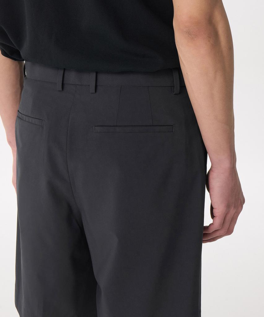 MUSINSA STANDARD [Cooltandard] Hidden Banding Half Slacks [Gunmetal]
