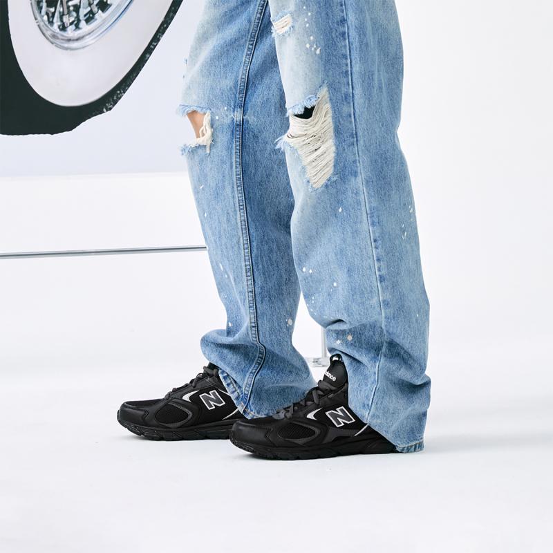 New Balance 408 Кроссовки 'Черное серебро' ML408K