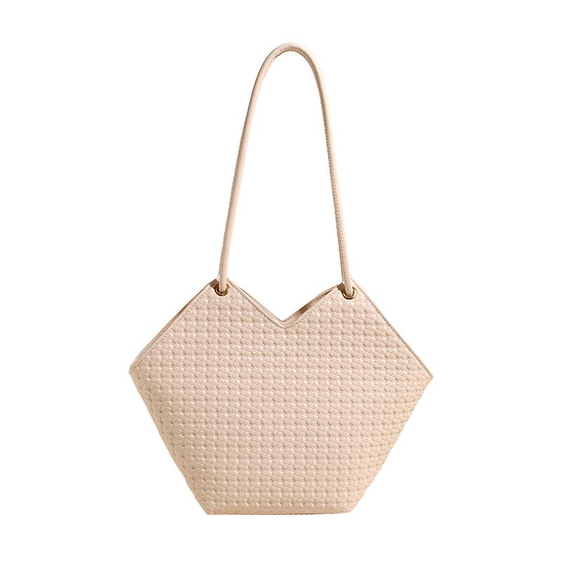 Премиальная сумка-тоут под мышкой женская корейская версия трендовая модная сумка на плечо 2025 лето новая плетеная женская сумка под мышкой