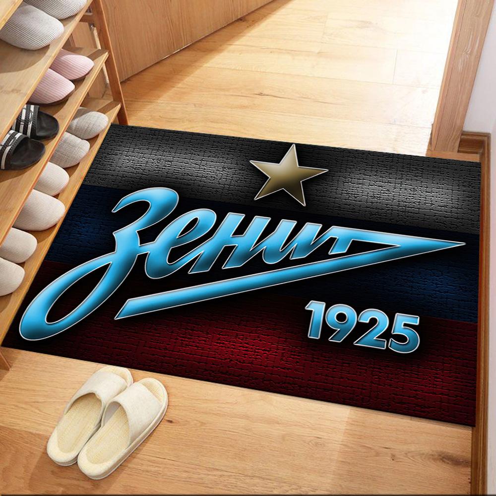 Квадратные ковры Fanatics для ФК «Зенит» Санкт-Петербург — отличный выбор для гостиных, спален, домашнего декора и в качестве подарков.