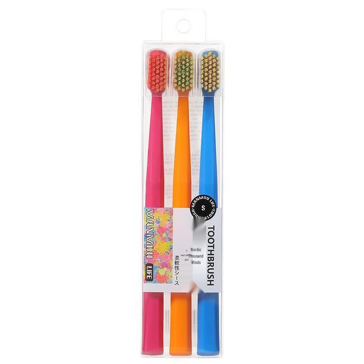 Colorful Soft Bristle Adult Toothbrush 3-Pack with Crystal Box and Protective Sheath