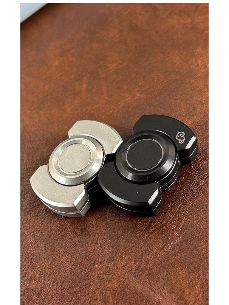 Stainless Steel Triple Cube Spinner EDC Toy Coin Clicker Decompression Tool