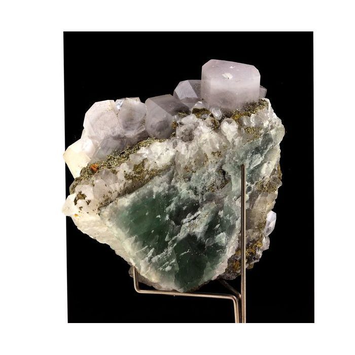 Pierres et Minéraux. Calcite, Pyrite, Fluorite. 2275.0 ct. El Hammam Mine, Meknès, Maroc.
