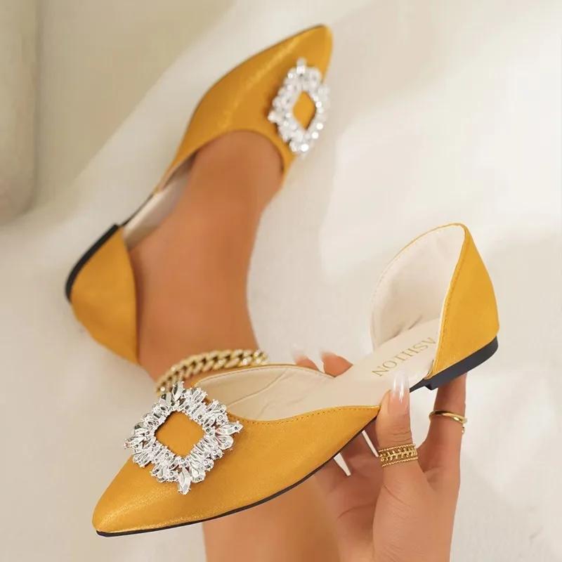 Модная женская обувь 2024 года, лето, новый стиль, острый носок, неглубокий носок, модные однотонные женские туфли без застежек со стразами на плоской подошве