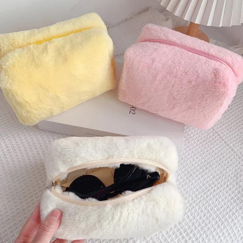 Fur Makeup Bags for Women Soft Travel Cosmetic Bag Organizer Case Cute Lady Girls Make Up Case Necessaries 1 Pc Solid Handbags