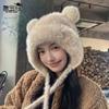 Зимняя милая плюшевая шапка с медвежонком, женская ветрозащитная шапка из вязаной шерсти с защитой ушей, чтобы согреться и не замерзнуть, и подчеркнуть маленькое лицо