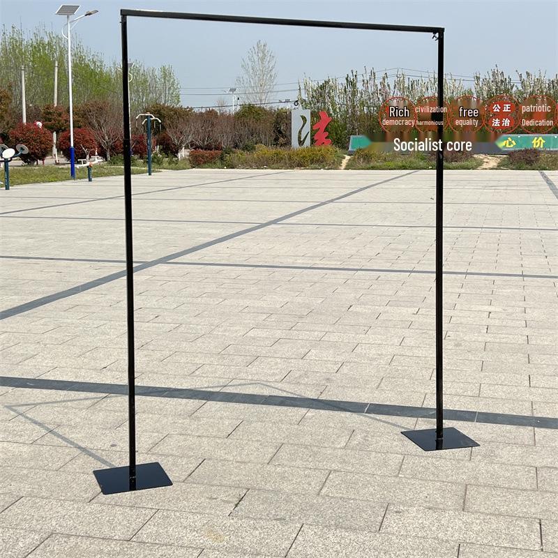 Golden Telescopic Wedding Arch Frame and Decor