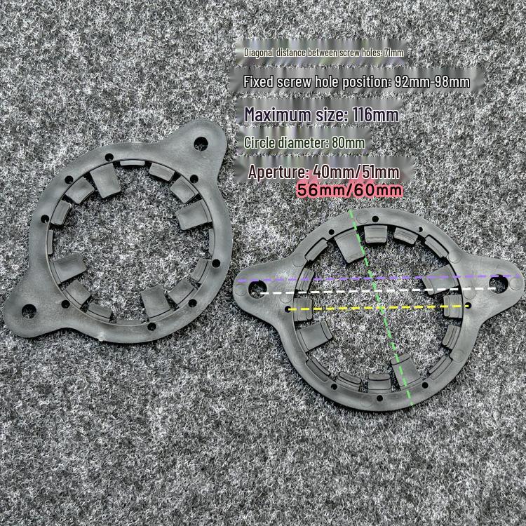 Основание кронштейна динамика на приборную панель автомобиля для аудиомодификации