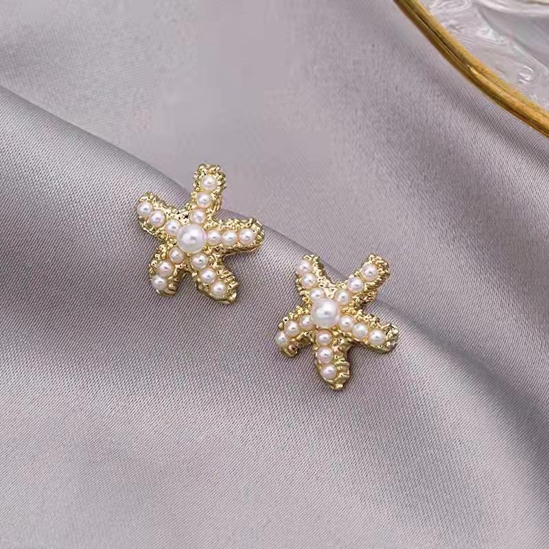 Vintage Imitation Pearls Starfish Stud Earrings for Women Boho Exquisite Earrings Summer Holiday Beach Jewelry Gifts Wholesale