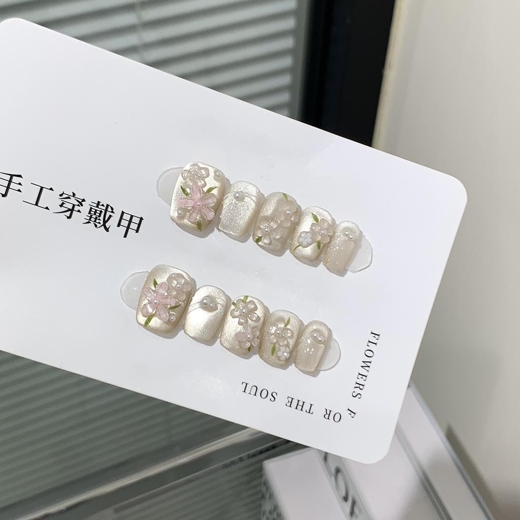 Pure Handmade Light-chasing Cat Eyes Spring and Summer Short Armor Hand-painted Cat Eyes Camellia Nail Stickers