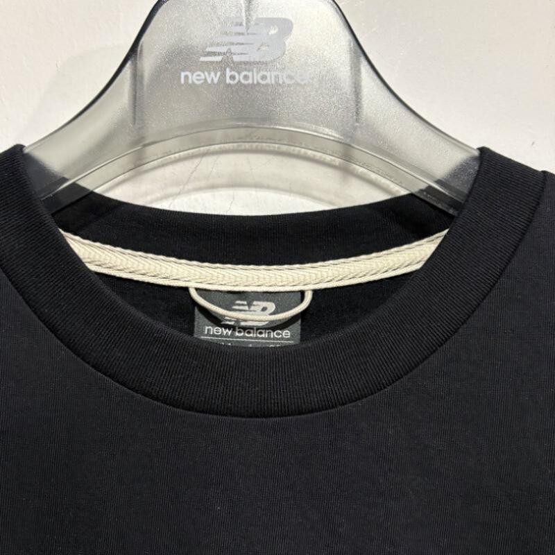 New Balance Футболка с коротким рукавом Uni Heritage Graphic Nbnef21473 черная