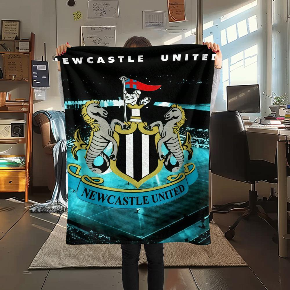 1Pc Newcastle United Print Flannel Blanket High Quality Warm Comfortable Cover for All Seasons Perfect for Gifts Home Decor