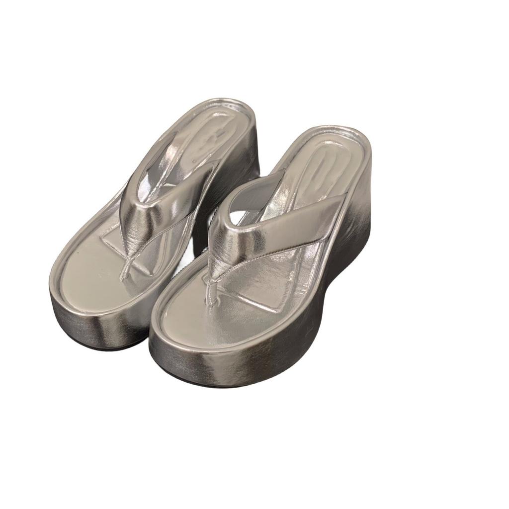 Шлепанцы на толстой подошве с застежкой-липучкой, новинка 2025 года, летняя верхняя одежда, праздничные босоножки на танкетке