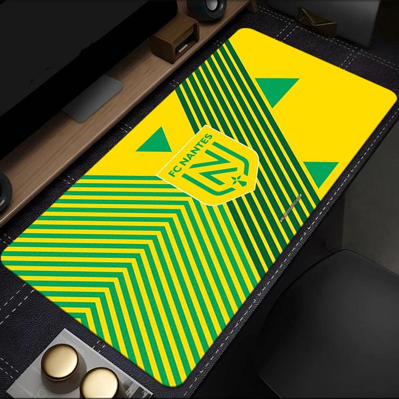 Fc Nantes Crest Design mouse pad, rubber base, esports desk mat, mouse pad for gamers and office use, gaming desk , easy to clean mat