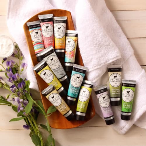 Набор из 5 кремов для рук с козьим молоком Dionis (Ограниченный выпуск)