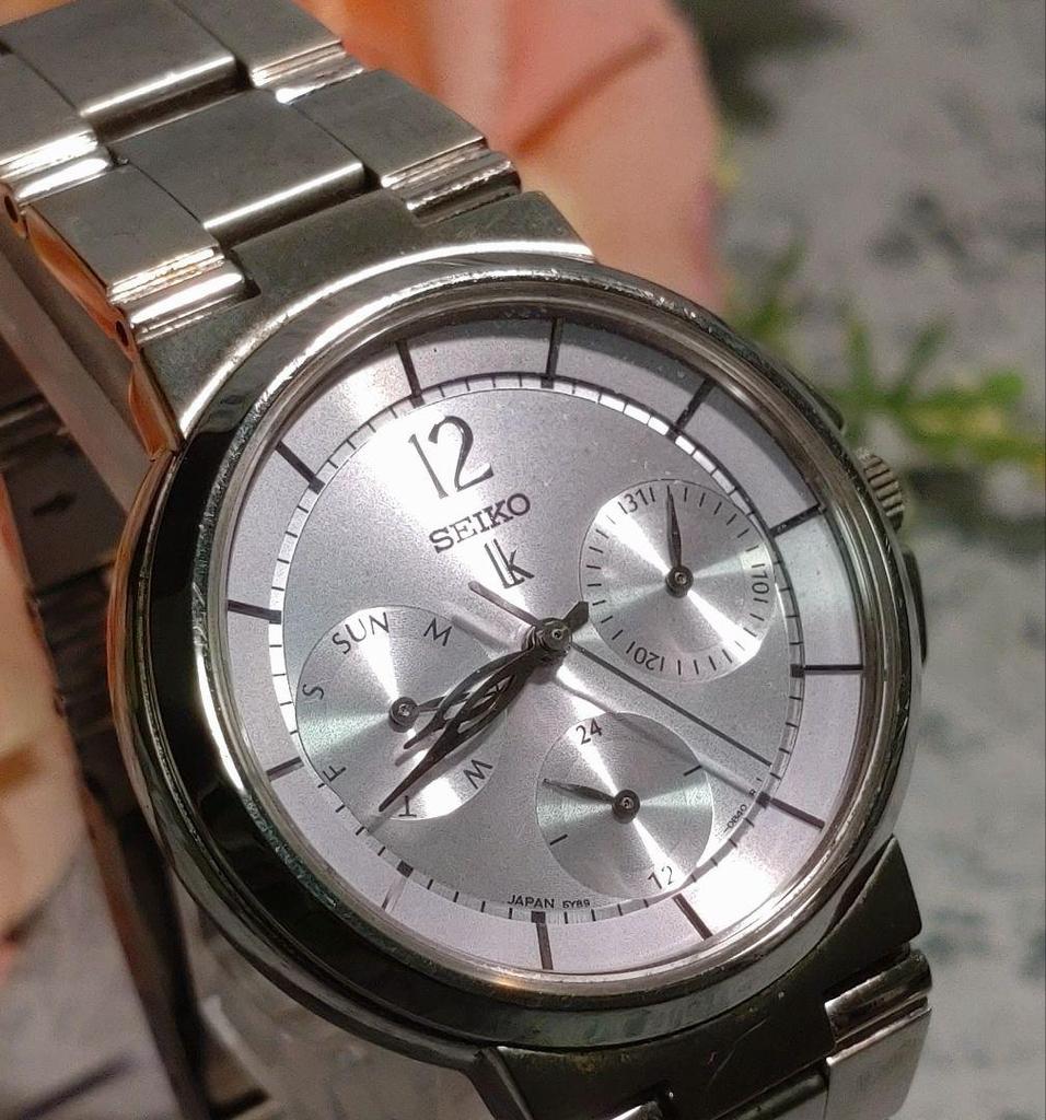 [Б/У] SEIKO Серебряные Аналоговые Часы 091536 LUKIA