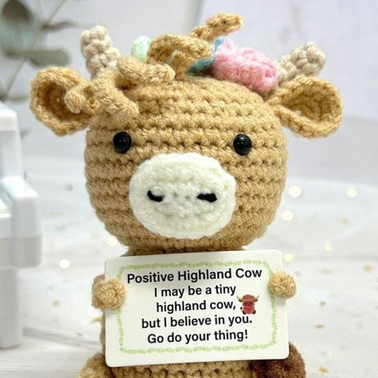 Позитивная вязаная крючком мини-кукла-корова, ручная работа, вязание, снятие стресса, украшение в виде выдры, забавное животное для эмоциональной поддержки, дом, комната