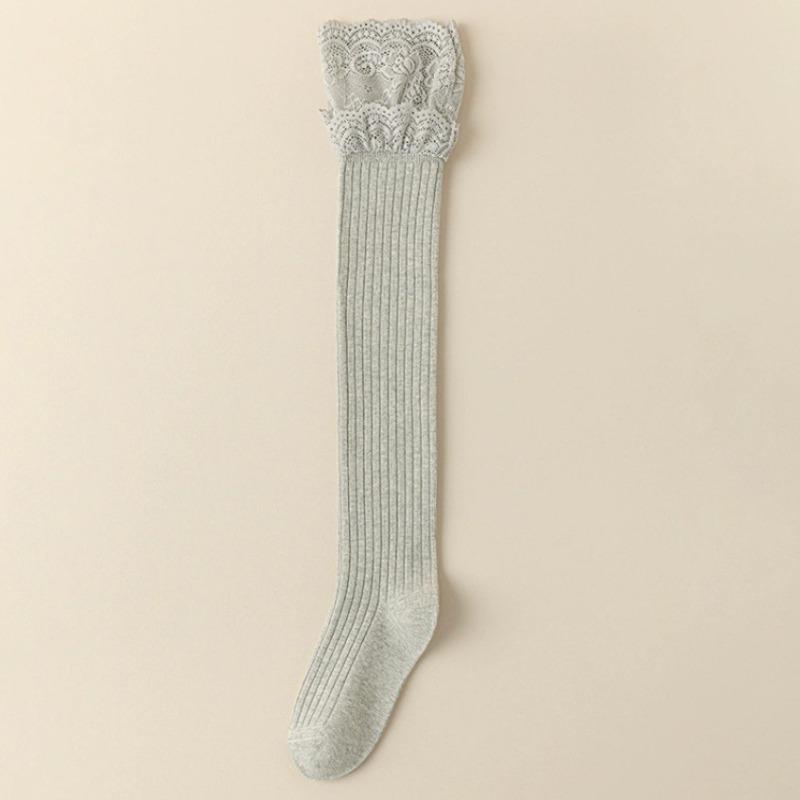 Длинные чулки выше колена для весны и осени, женские носки до икры в стиле Лолита с кружевом, черно-белые, кружевные длинные носки