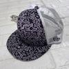 Б/у [New Era x Keith Haring] Ограниченная коллаборация монохромная кепка с узором по всей поверхности черная x белая
