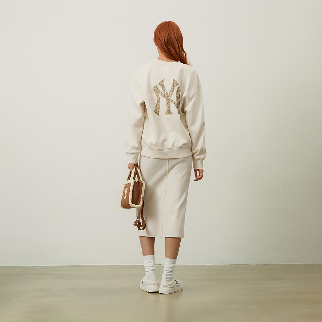 New MLB MONOGRAM Collection New York Yankees FW24 Sweatshirt Unisex Dark Cream 3AMTM0946-50CRD