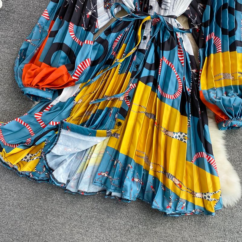 RUGOD Весна и осень популярно в Европе и Америке. Свободное атласное платье средней длины с принтом и круглым вырезом.