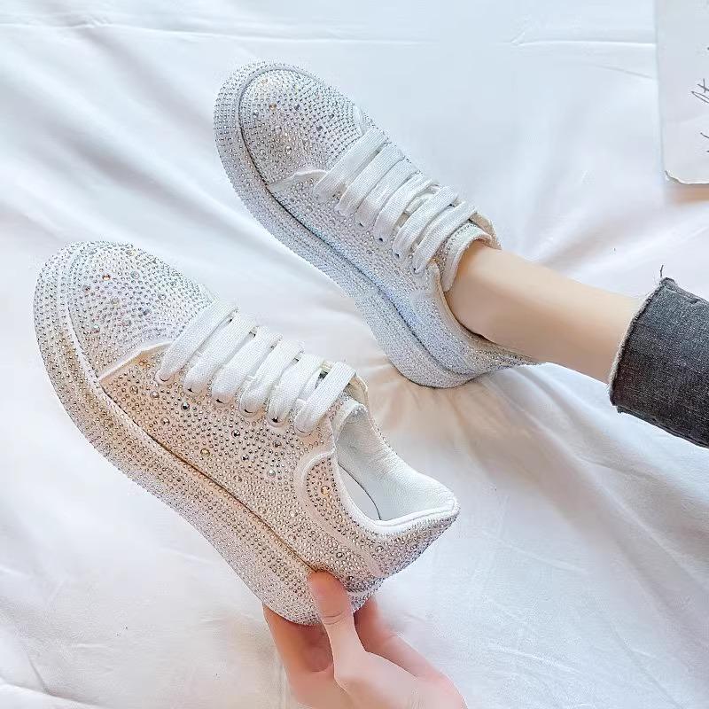 Fashion Luxury Rhinestone Womens Leather Casual Shoes Spring Autumn Originality Flash Woman Sneakers Fashion Non Slip Female Board Shoes