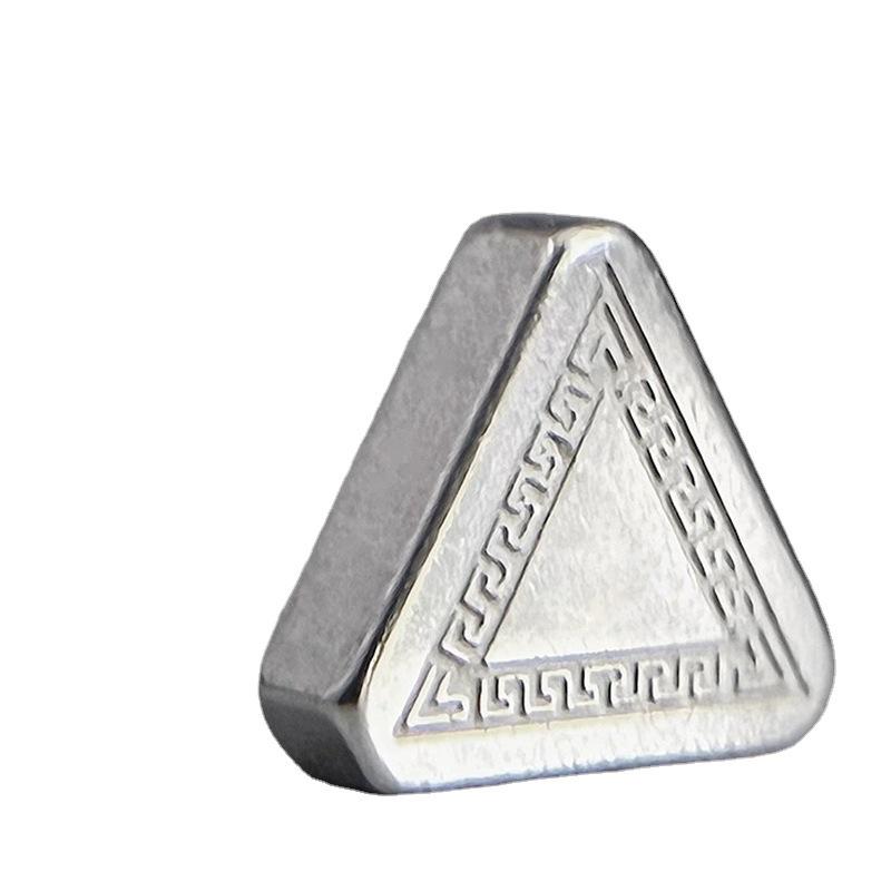 2025 Korean Style Magnetic Non-Piercing Triangle Stud Earrings: Trendy Dark Pattern for Men’s Unique Style