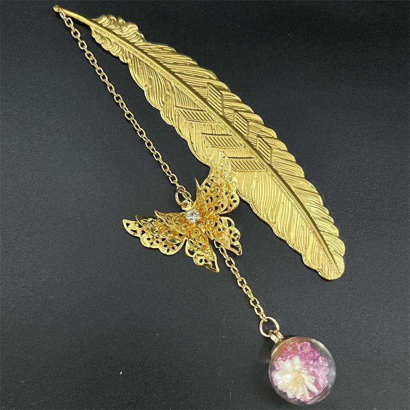 1pc Chinese Style Metal Feather Bookmark Creative Immortal Dried Flower Butterfly Leaf Student Bookmark Teacher's Day Gift