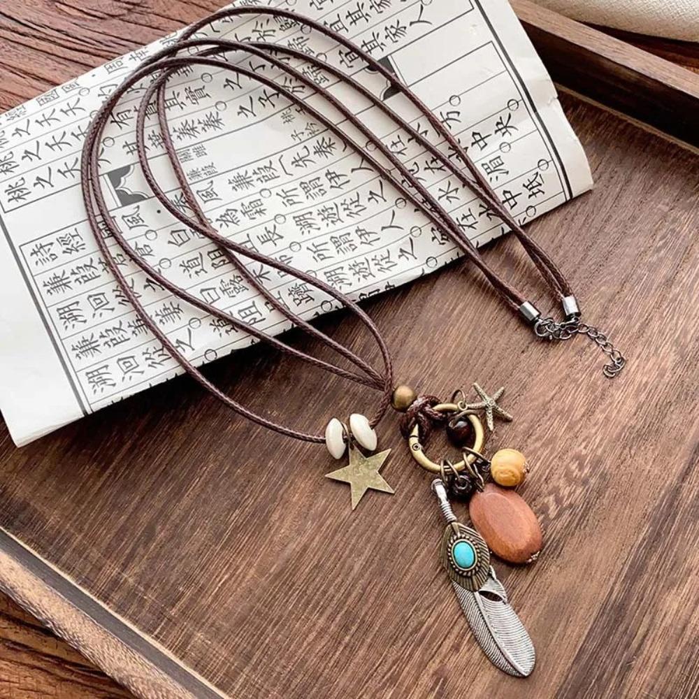 New Chinese Style Feather Leaf Pendant Necklace Vintage Sweater Chain Long Ropse Necklace  Women
