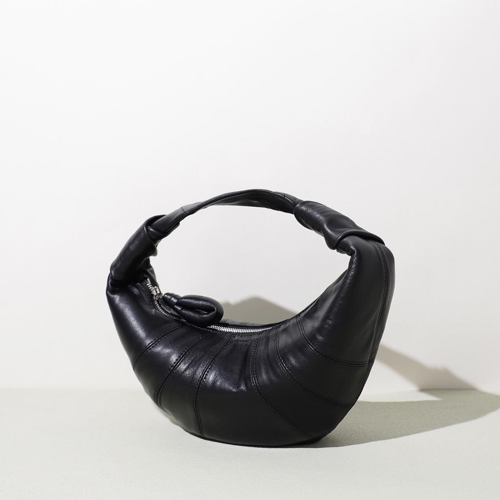 Designer croissant bag, sheepskin dumpling bag, simple and elegant versatile underarm bag
