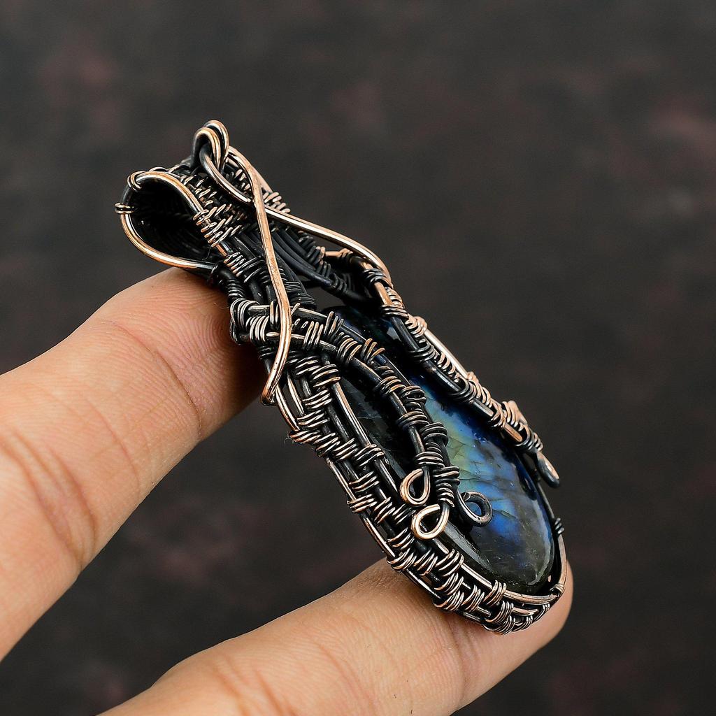 Подвеска из лабрадорита, обернутая медной проволокой, кулон ручной работы, приличные ювелирные изделия, кулон с драгоценным камнем, медная проволока, ювелирный подарок для него, кулон с камнем по рождению