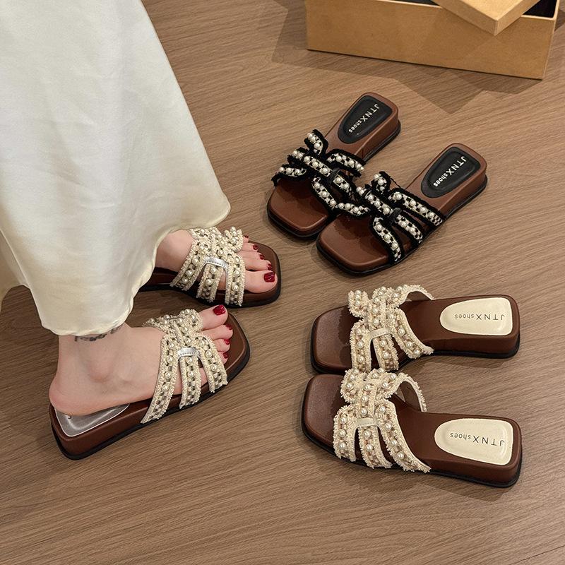 Women's Slippers Fairy Style Pearl Flat Sandals 2025 Summer New Cool Slippers for Women Outdoor Non Slip Beach Slippers