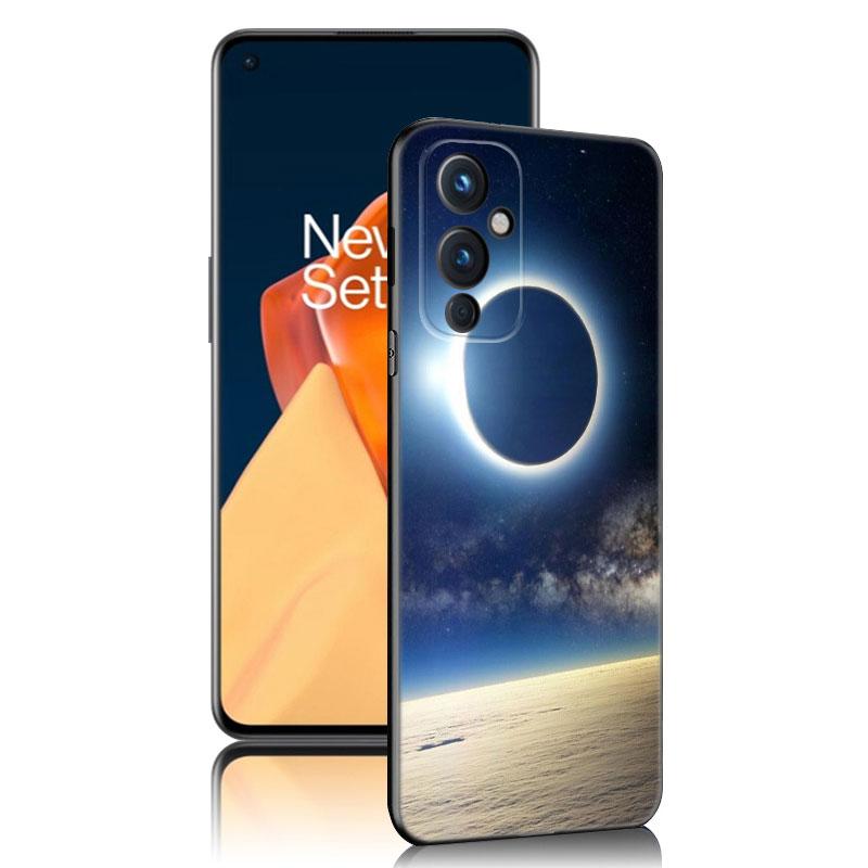 Moon Stars Space Astronaut Black Phone Case For OnePlus 9 10 11 12 ACE 2V Pro 9RT 10T 10R Nord CE 2 3 Lite N10 N20 N30 5G