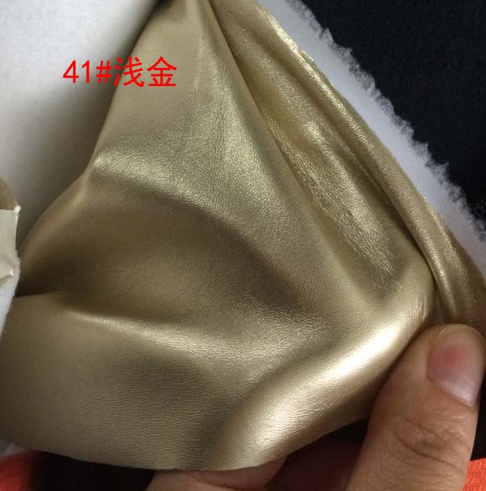 Мягкая Эластичная Искусственная Кожа с Рисунком Под Овчину Ткань для Обивки По Метру для Одежды Дивана Игрушечной Сумки Швейная Ткань Жемчужный Светло-Черный