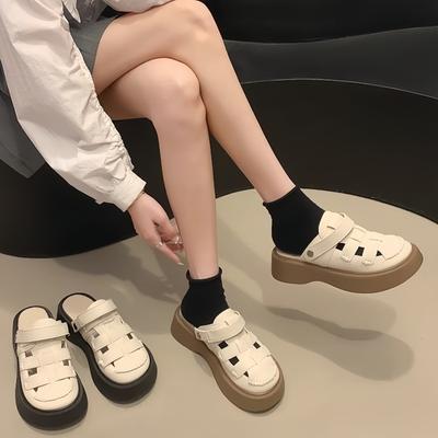 Шлепанцы на толстой подошве для женской уличной обуви летом 2025 года Новые модные универсальные сандалии-мюли с металлическим носком, пляжные, с высотой