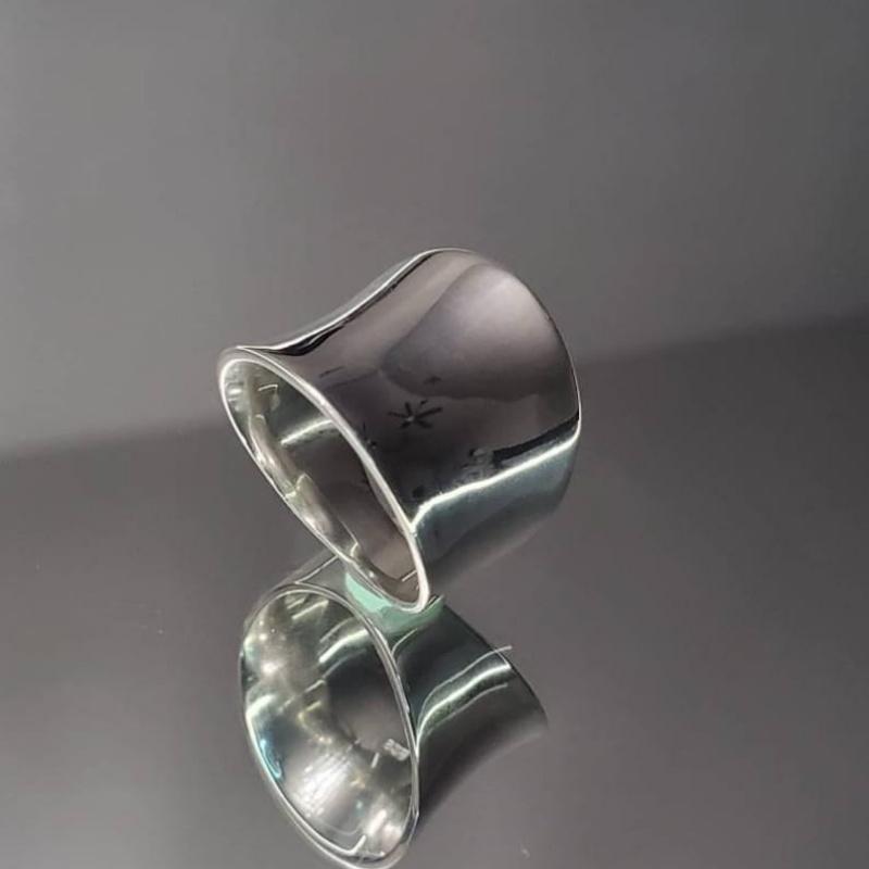 Крошечные серебристые широкие кольца для лица, ювелирные изделия из цинкового сплава, винтажный стиль для отдыха для женщин, повседневное кольцо