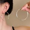 Large hoop simple design thin hoop plain hoop earrings for women, exquisite and high-end versatile ear hoop earrings