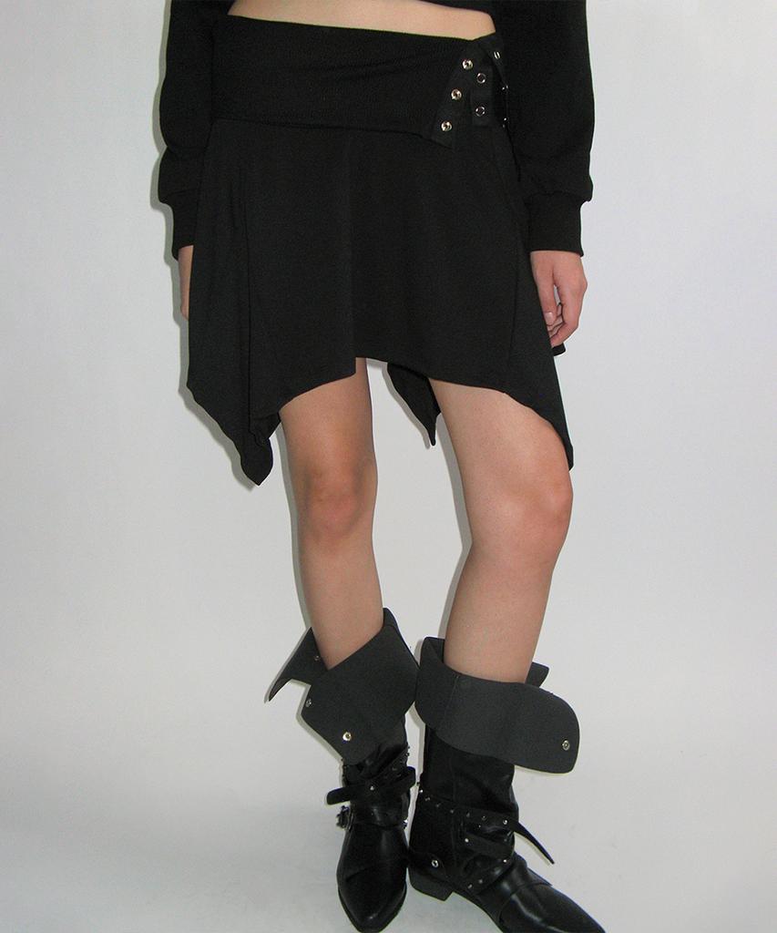 Crank Rollover Snap Flare Skirt_Black