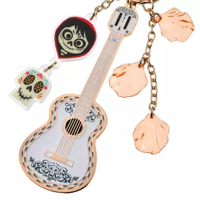 DISNEY Брелок Мигель Disney & Pixar "Коко" Япония НОВЫЙ Магазин Диснея